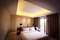 S2 Hotel Bang Saen Exterior photo